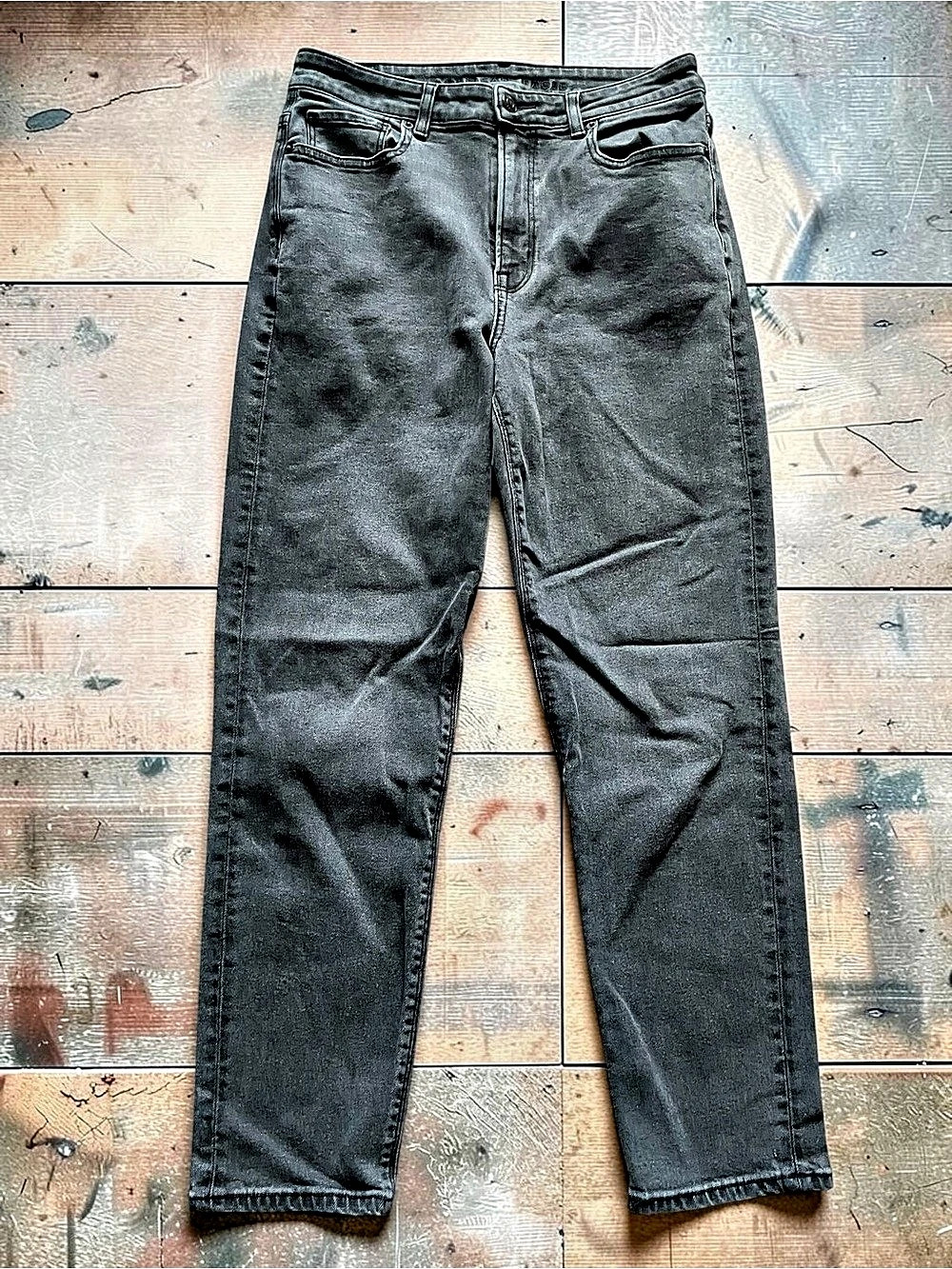 American Eagle Women’s “Mom Jean” Black Jeans Size 6 Regular